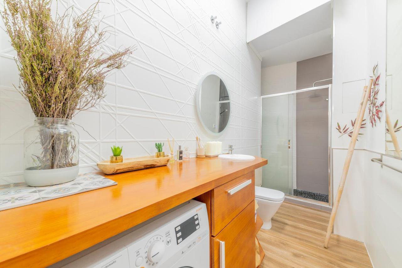 Bonito Apartamento En Chueca Madrid Bagian luar foto